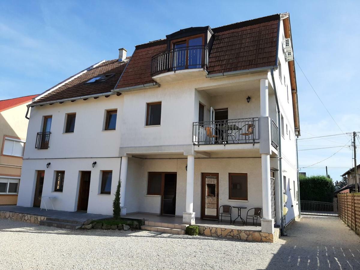 Familia Apartmanhaz Keszthely Εξωτερικό φωτογραφία