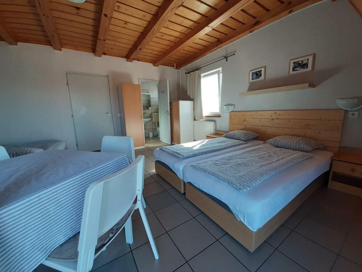 Familia Apartmanhaz Keszthely Εξωτερικό φωτογραφία