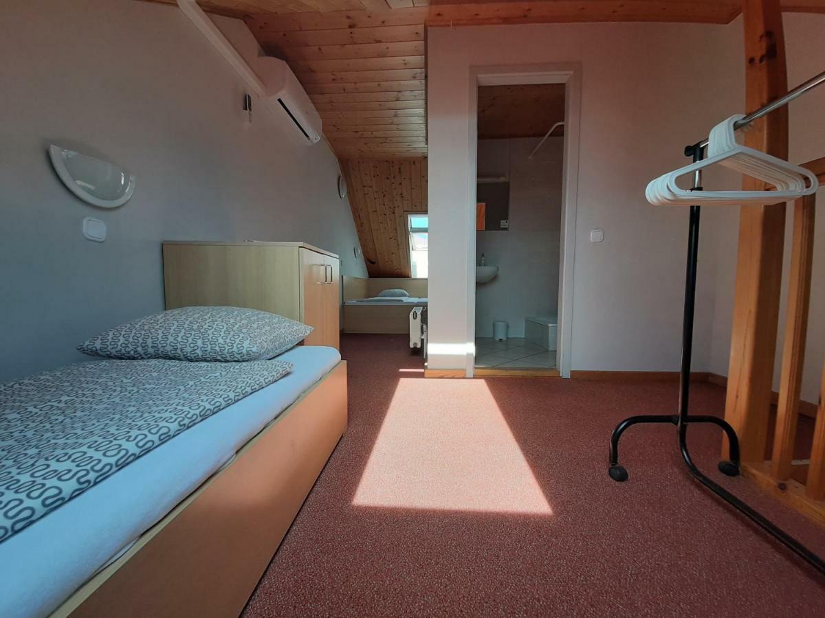 Familia Apartmanhaz Keszthely Εξωτερικό φωτογραφία