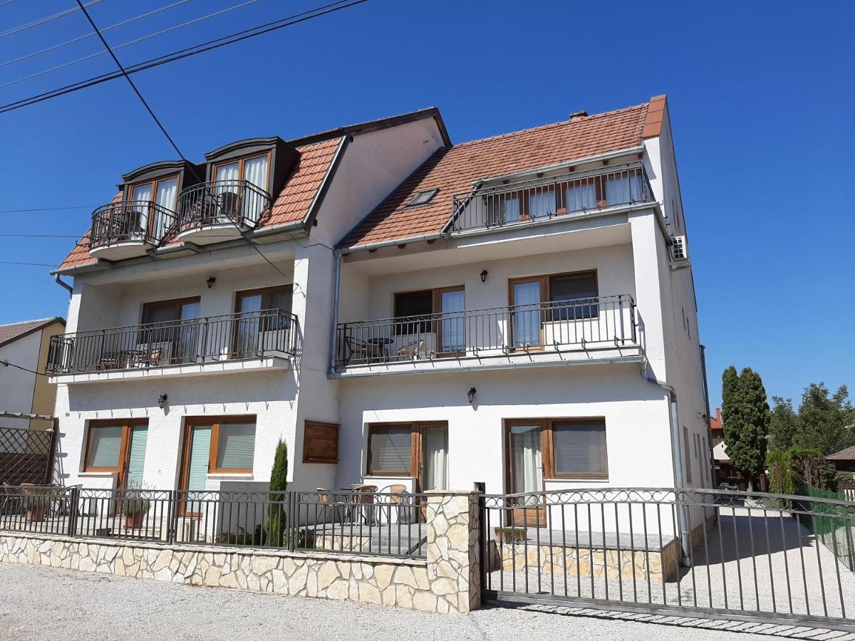 Familia Apartmanhaz Keszthely Εξωτερικό φωτογραφία